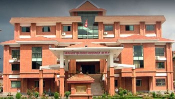 धम्क्याउँदै रकम असुली गरेको भन्दै पत्रकार बिरुद्ध मुद्धा दायर
