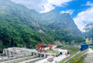 परीक्षण उत्पादन थाल्दै मध्य भोटेकोशी