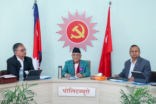 प्रधानमन्त्री भन्छन् : उपचुनावमा तालमेल हुँदैन